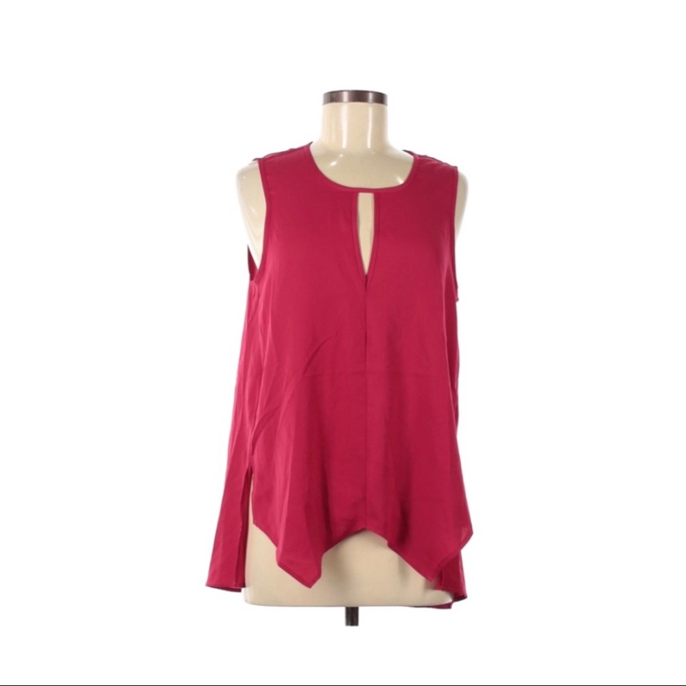 NWT BCBGMAXAZRIA SLEEVELESS Blouse Size M
